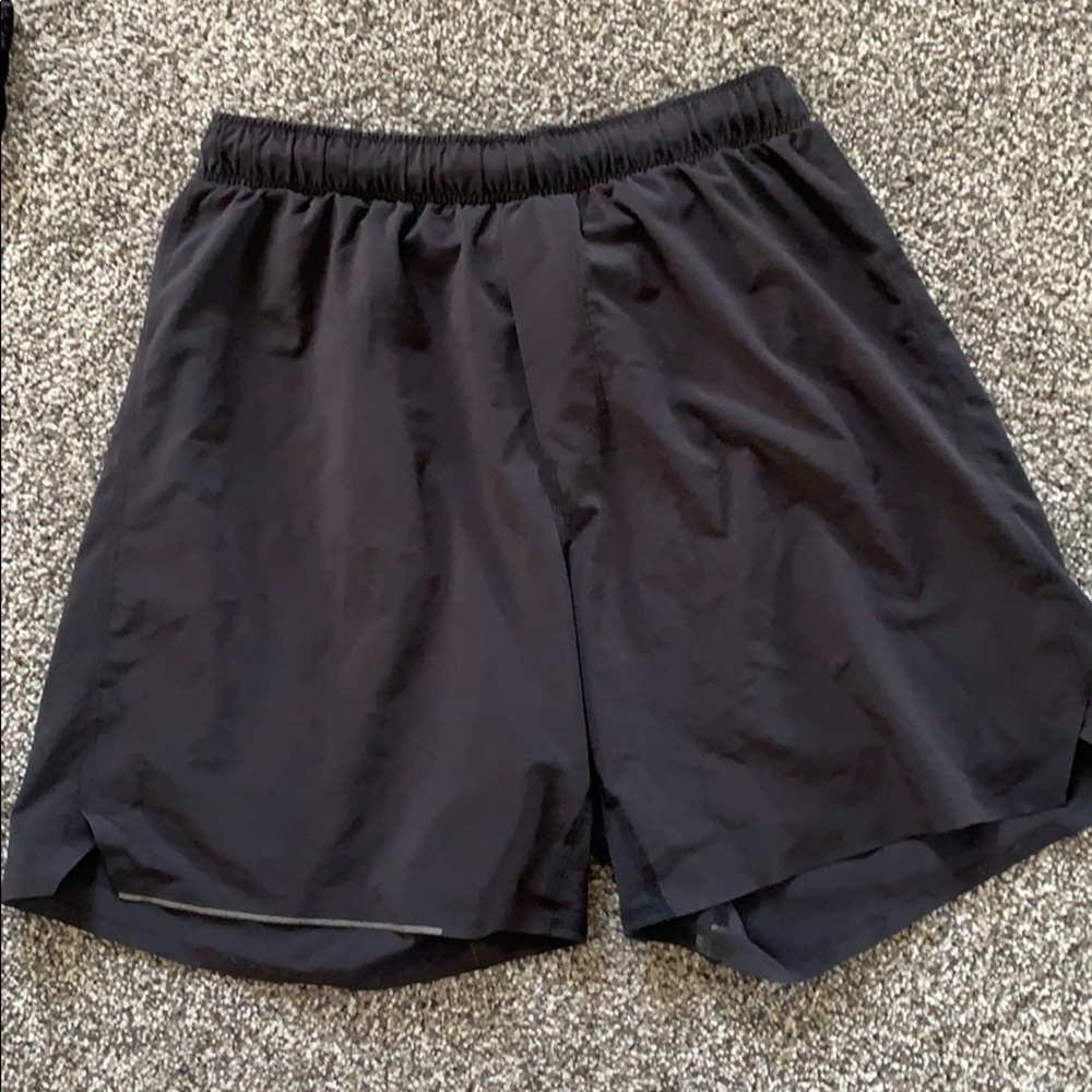 MENS black lululemon shorts